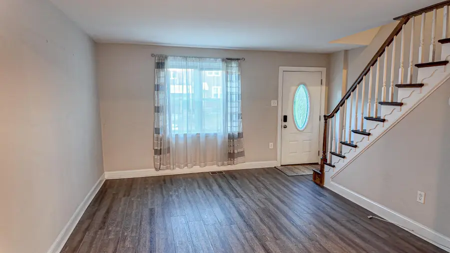 386 Fairway Terrace, Philadelphia, PA 19128 - #2