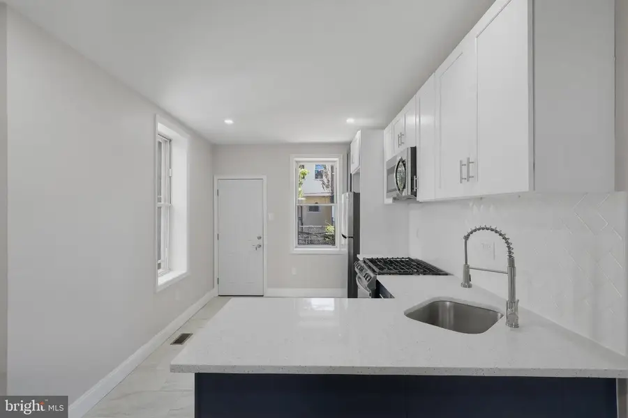 221 N Hobart St, Philadelphia, PA 19139 - #3