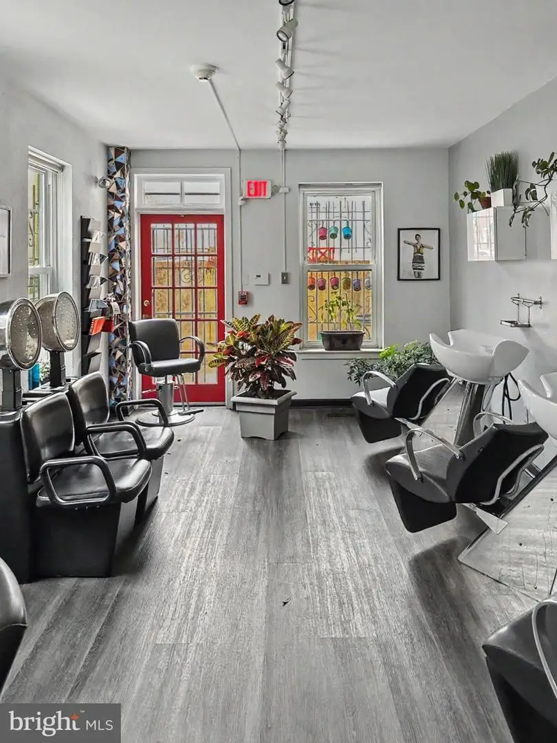 238 S 11th St, Philadelphia, PA 19107 - #2