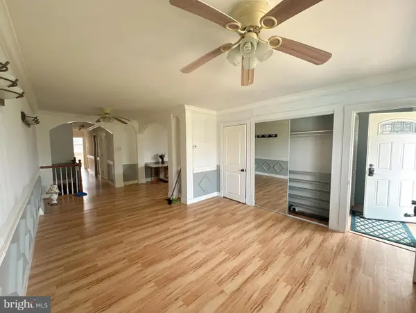 1700 Griffith St, PHILADELPHIA, PA 19111