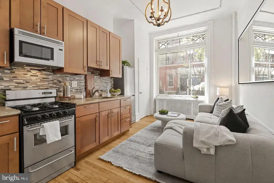 1109 Spruce St #1f, Philadelphia, PA 19107 - #3