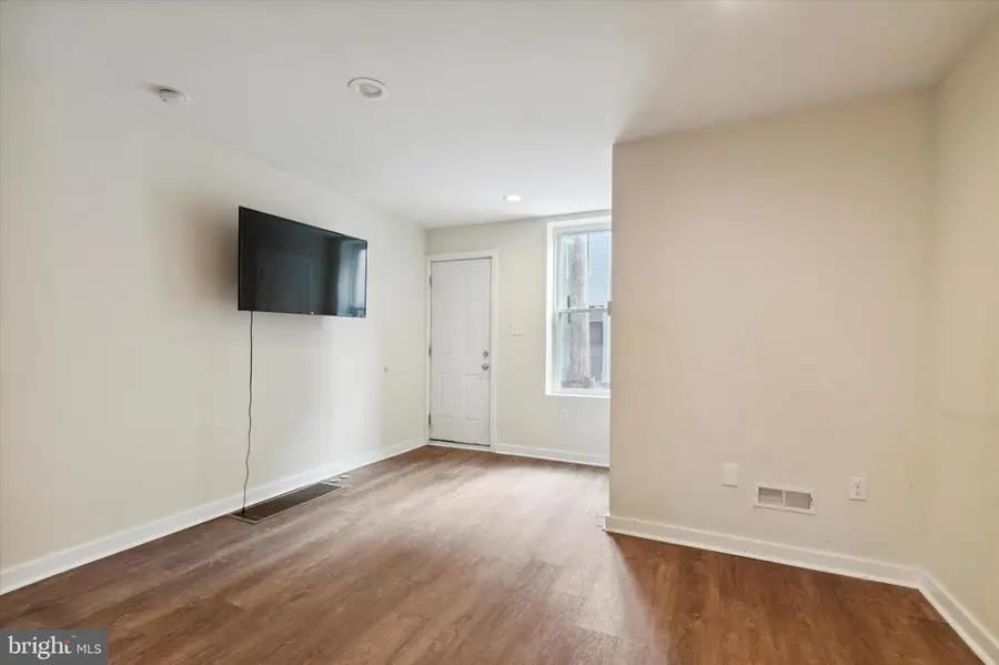2004 N Cleveland St, Philadelphia, PA 19121 - #3