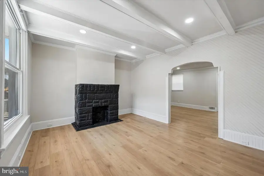 6155 Reedland St, Philadelphia, PA 19142 - #2