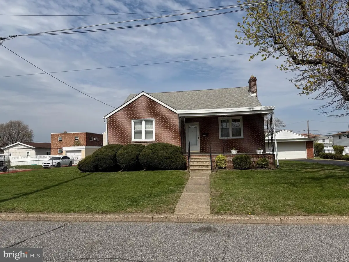 9234 Glenloch St, Philadelphia, PA 19114 - #1