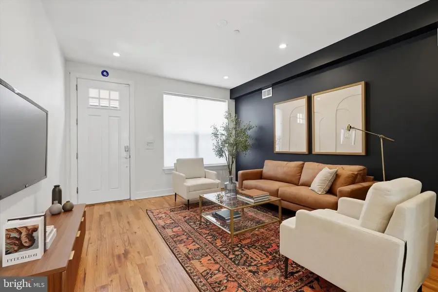 2414 Manton St, Philadelphia, PA 19146 - #2