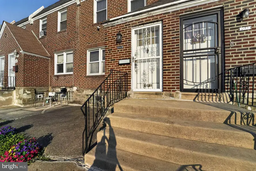 7015 Large St, Philadelphia, PA 19149 - #2