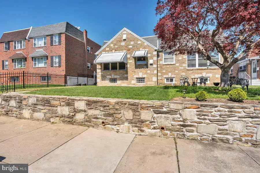 2113 Emerson St, Philadelphia, PA 19152 - #2