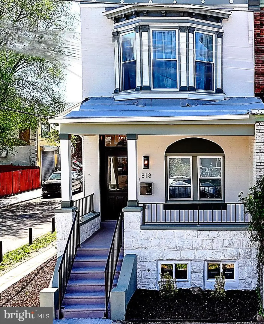 818 S 51st St, Philadelphia, PA 19143 - #1