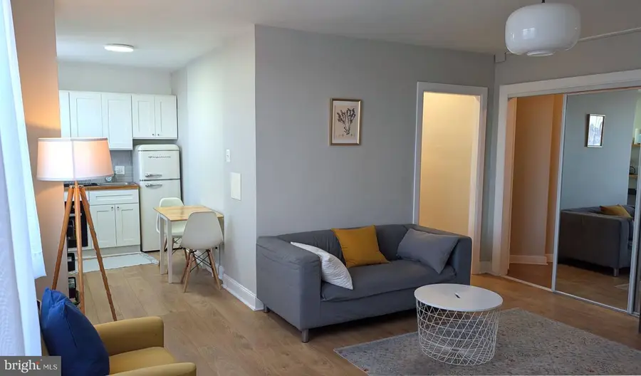 2601 Pennsylvania Ave #403, Philadelphia, PA 19130 - #3