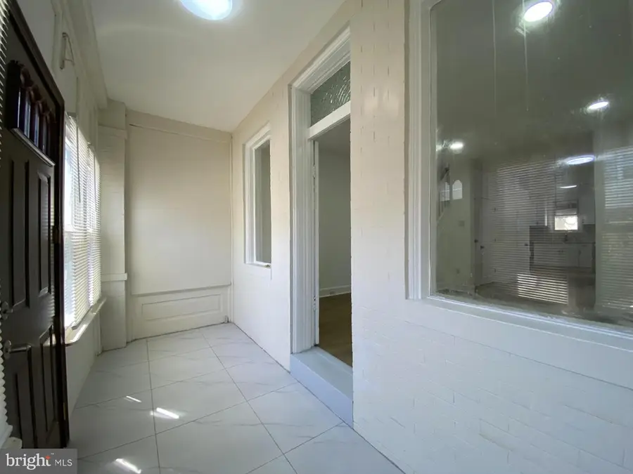 2204 S Woodstock St, Philadelphia, PA 19145 - #2