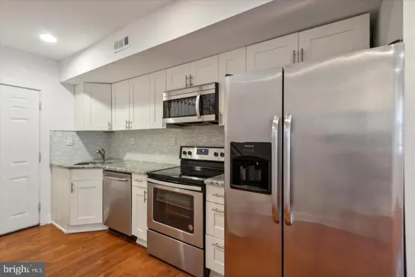 1557 N Orkney St, PHILADELPHIA, PA 19122