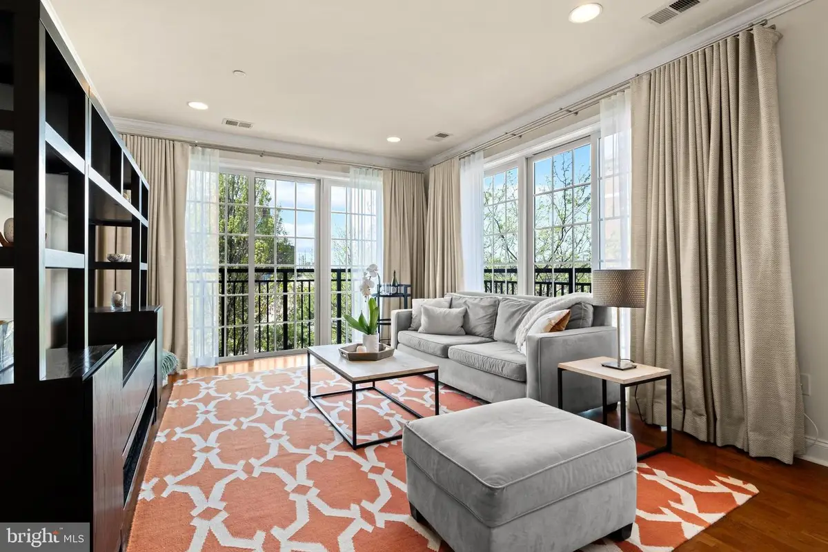 600 Commodore Ct #2628, Philadelphia, PA 19146 - #1