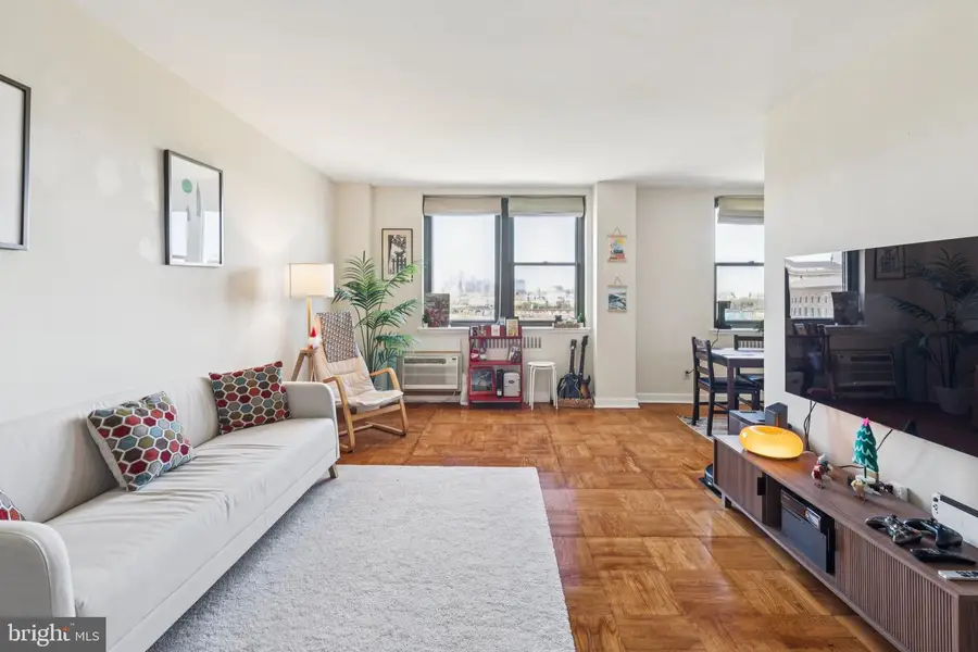 2601 Pennsylvania Ave #946, Philadelphia, PA 19130 - #3