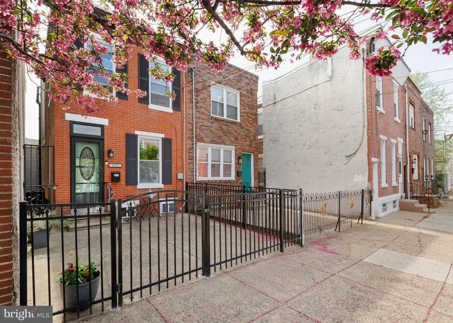 2318 E Letterly St, Philadelphia, PA 19125 - #2