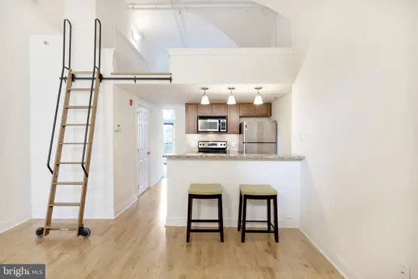 1 Academy Cir #204, PHILADELPHIA, PA 19146