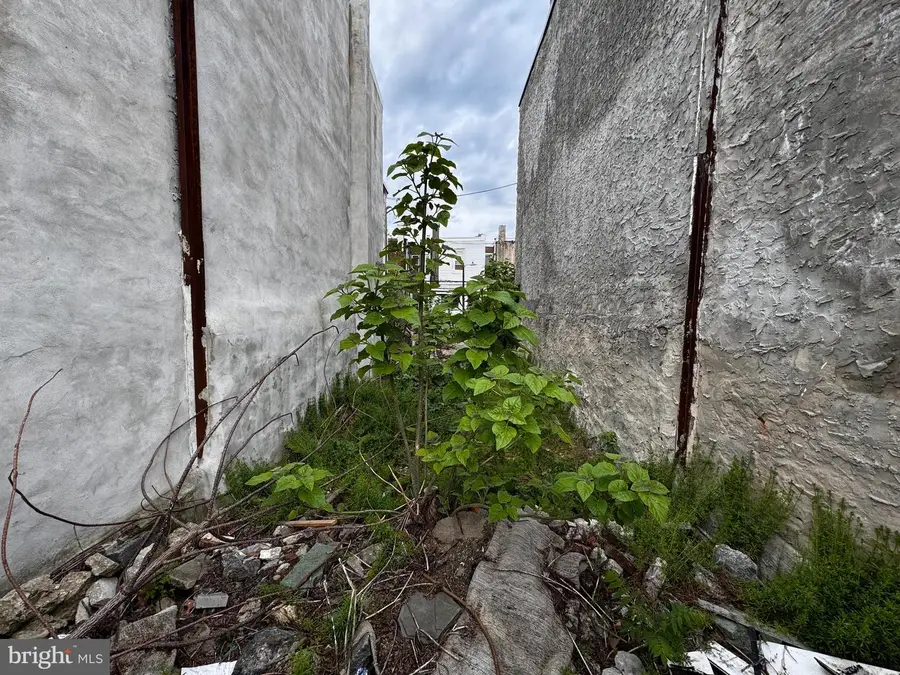 5709 Ashland Ave, Philadelphia, PA 19143 - #3