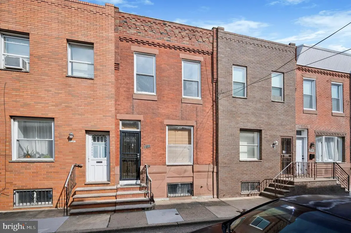 2229 S Garnet St, Philadelphia, PA 19145 - #1