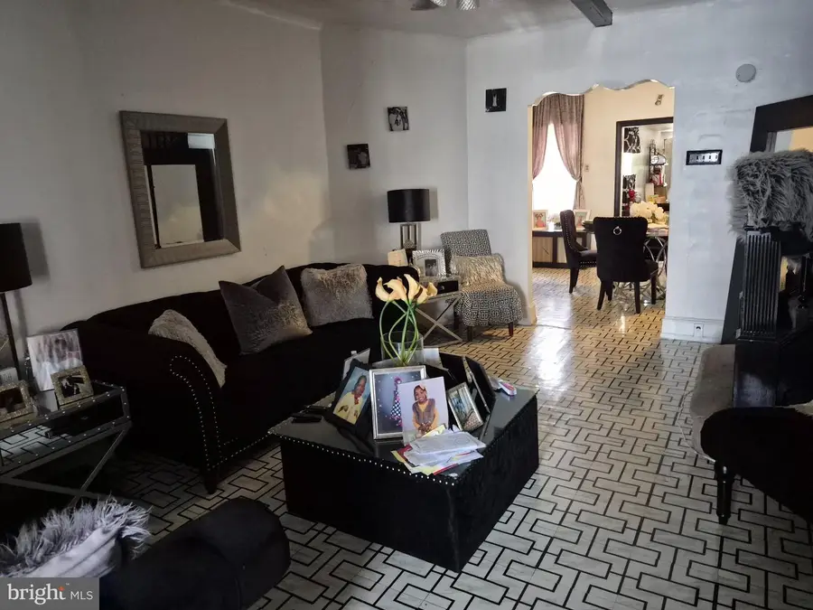 6016 W Thompson St, Philadelphia, PA 19151 - #3