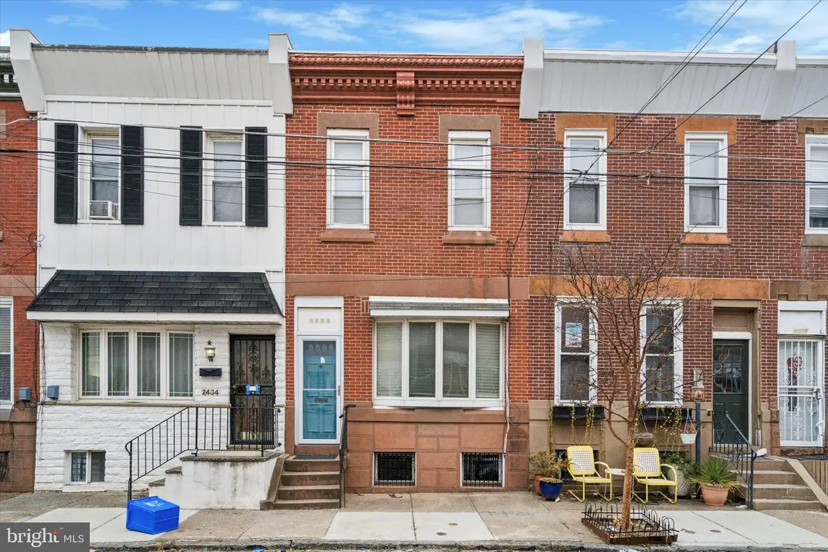 2432 E Hazzard St, Philadelphia, PA 19125 - #1