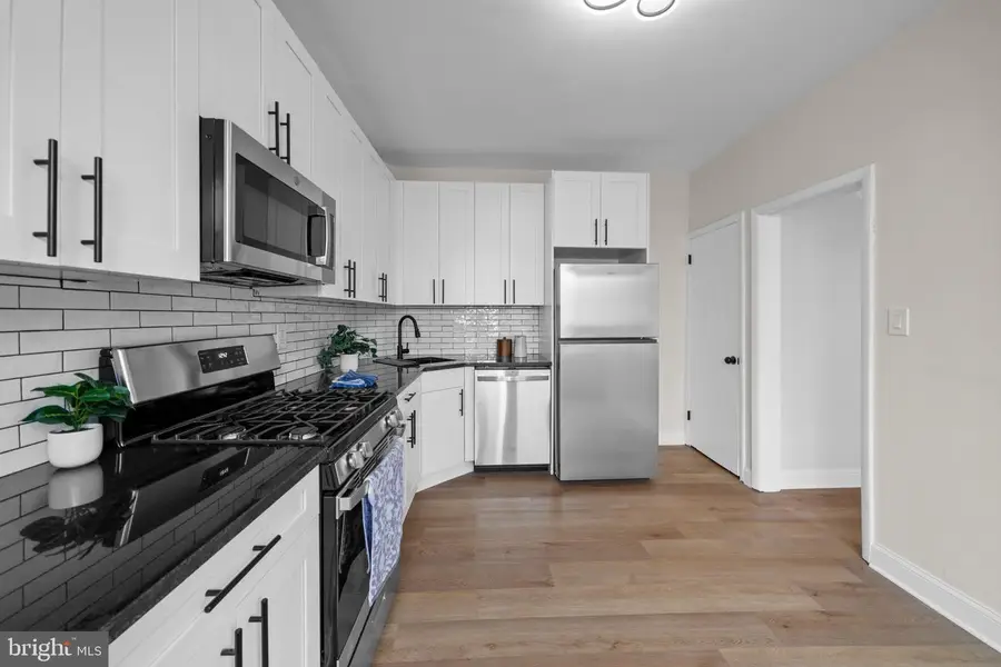 7608 Chelwynde Ave, Philadelphia, PA 19153 - #2