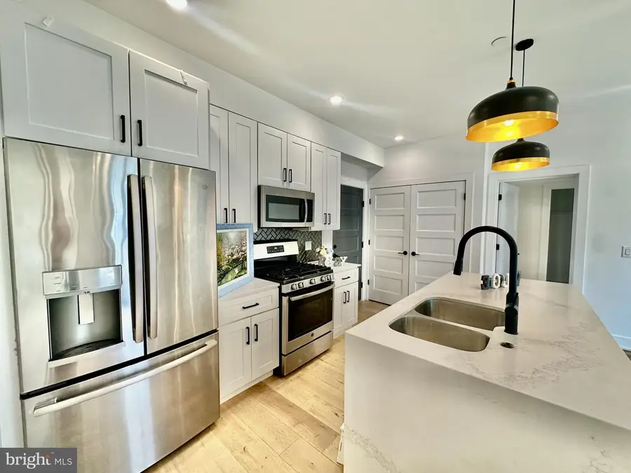 Address Withheld By Seller, Philadelphia, PA 19122 - #2