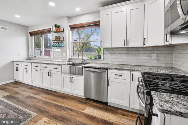 916 E Gowen Ave, PHILADELPHIA, PA 19150