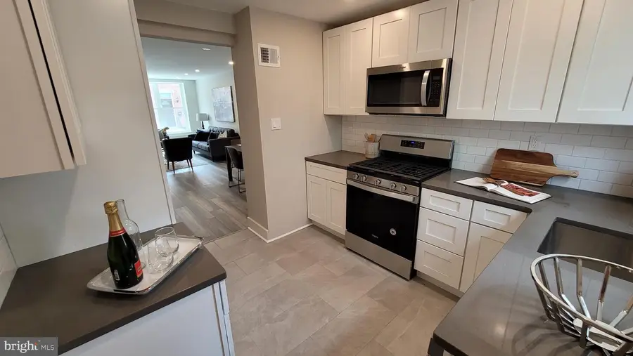 2131 Mountain St, Philadelphia, PA 19145 - #3