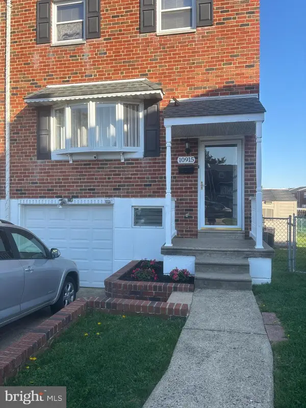 10915 Heflin Rd, PHILADELPHIA, PA 19154