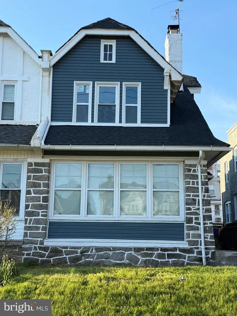 5413 Gainor Rd, Philadelphia, PA 19131 - #1