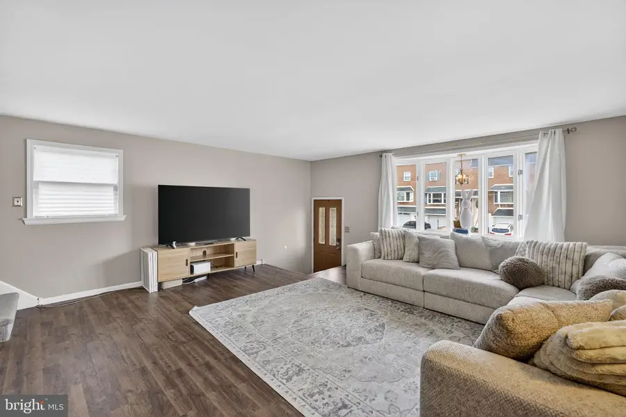 10211 Ambridge Pl, Philadelphia, PA 19114 - #2