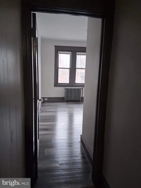 5727 Woodcrest Ave, PHILADELPHIA, PA 19131