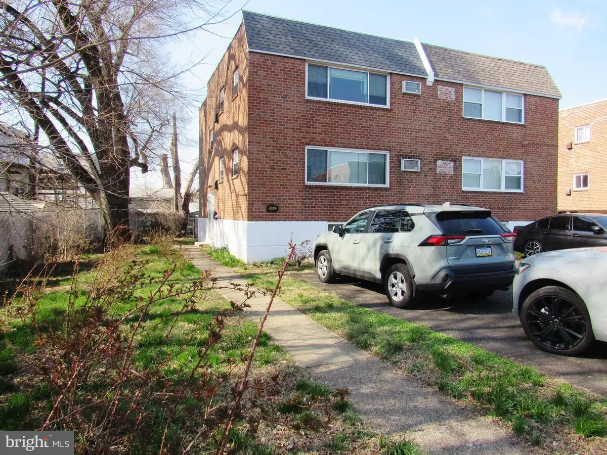 10602 Cowden St, Philadelphia, PA 19116 - #1