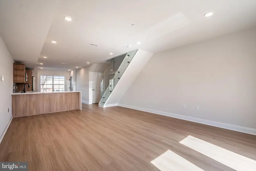 4015 Marilyn Dr #a93, Philadelphia, PA 19131 - #2