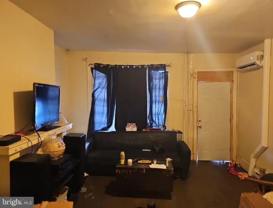 4842 N 15th St, Philadelphia, PA 19141 - #3
