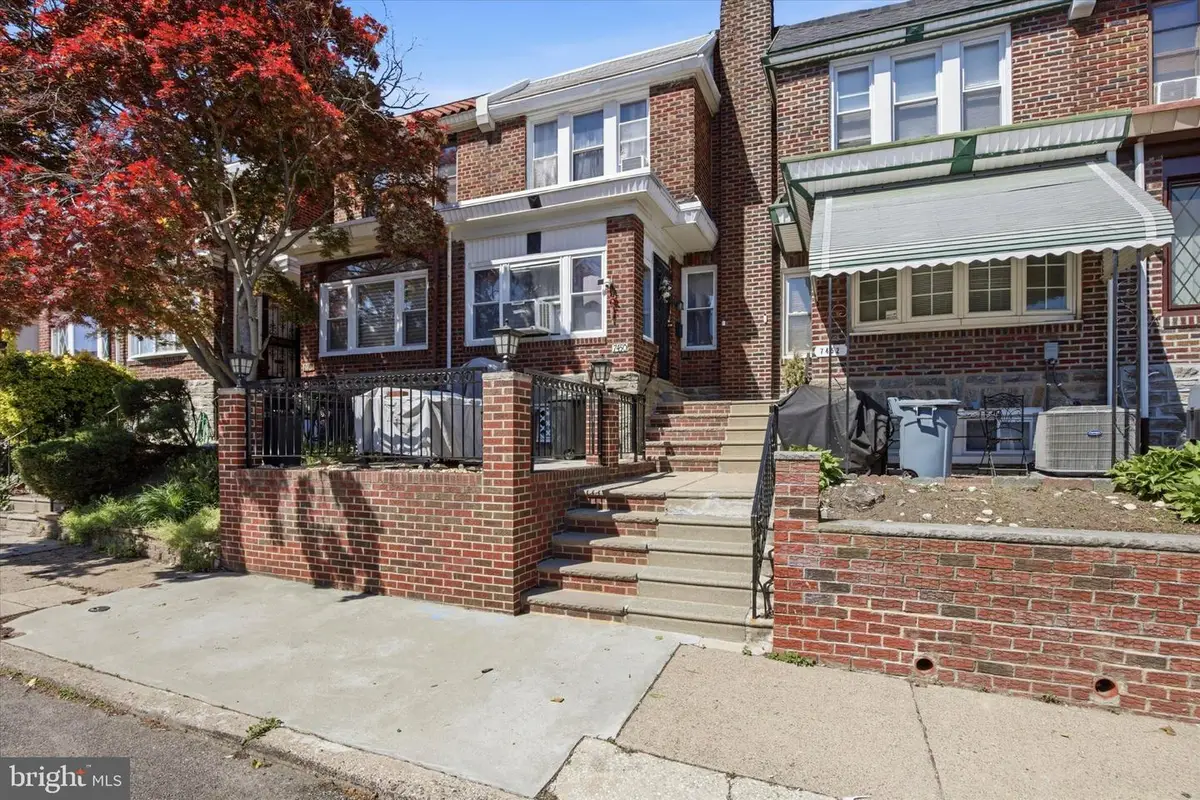 7450 Beverly Rd, Philadelphia, PA 19138 - #1
