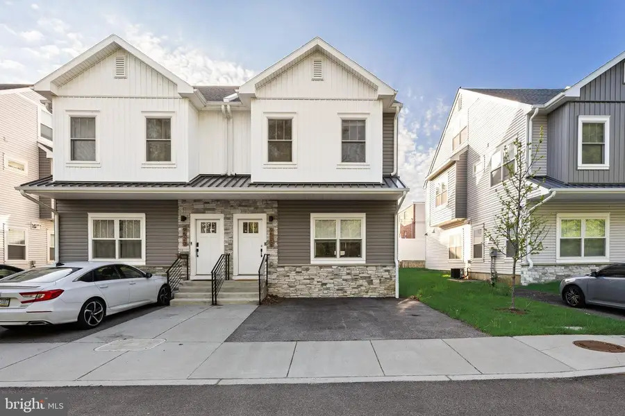 9522 Golfview Ln, Philadelphia, PA 19114 - #2