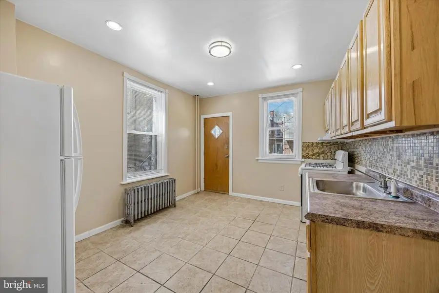 6422 N Lambert St, Philadelphia, PA 19138 - #3