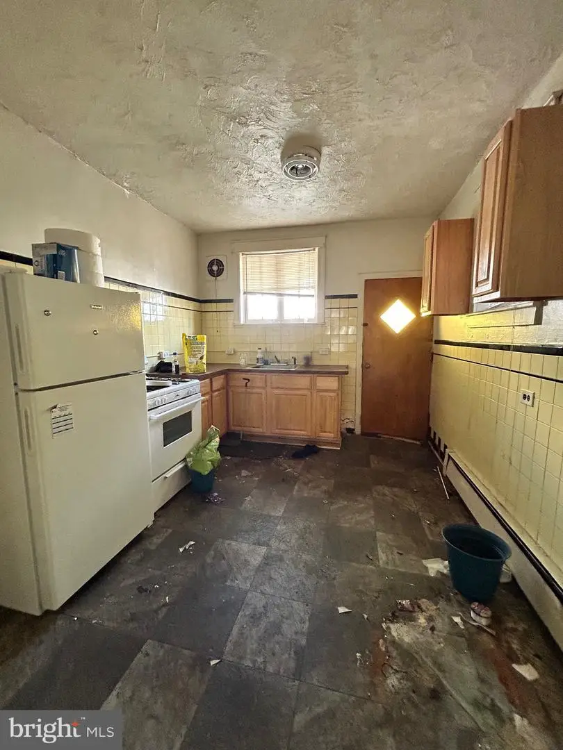 1729 S 17th St, Philadelphia, PA 19145 - #3