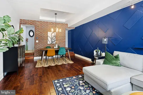 806 S 8th, PHILADELPHIA, PA 19147