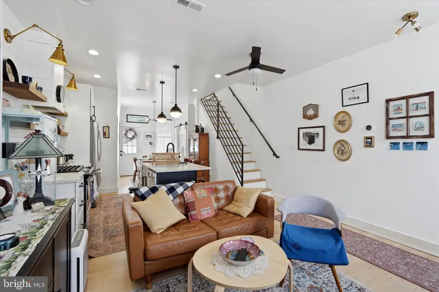 1582 E Hewson St, Philadelphia, PA 19125 - #3