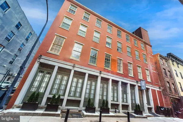 6-10 S Strawberry St #13, PHILADELPHIA, PA 19106