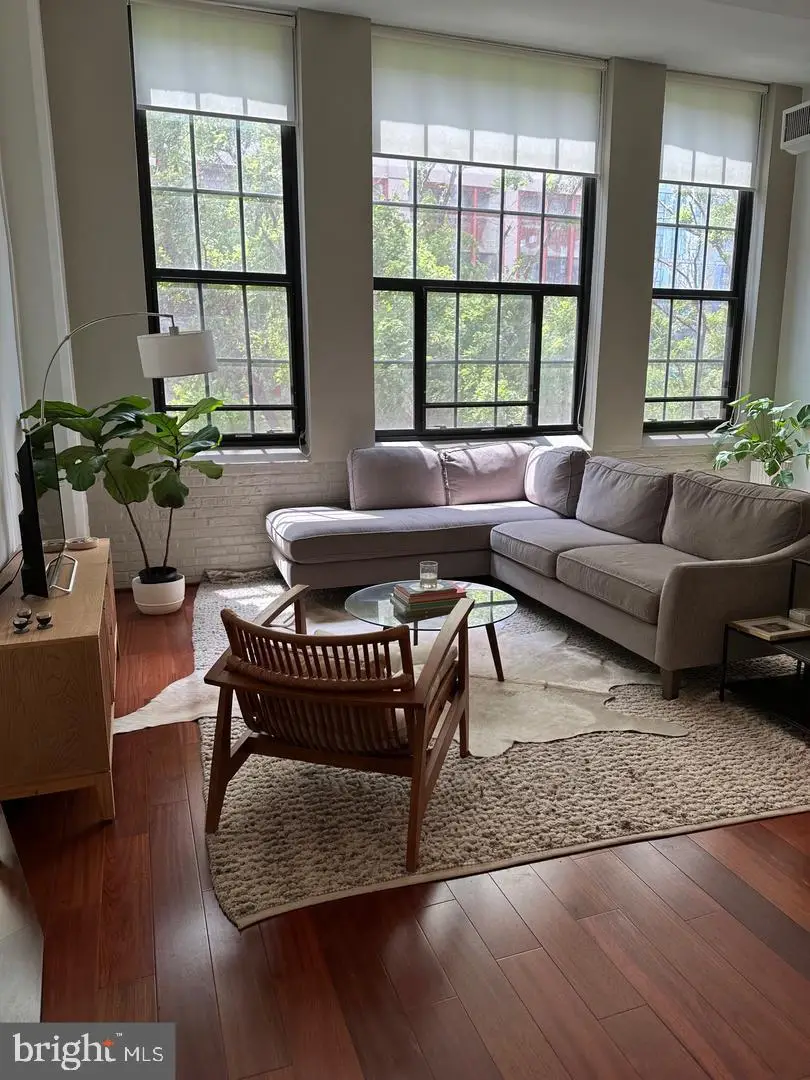 2429-41 Locust St #211, Philadelphia, PA 19103 - #2