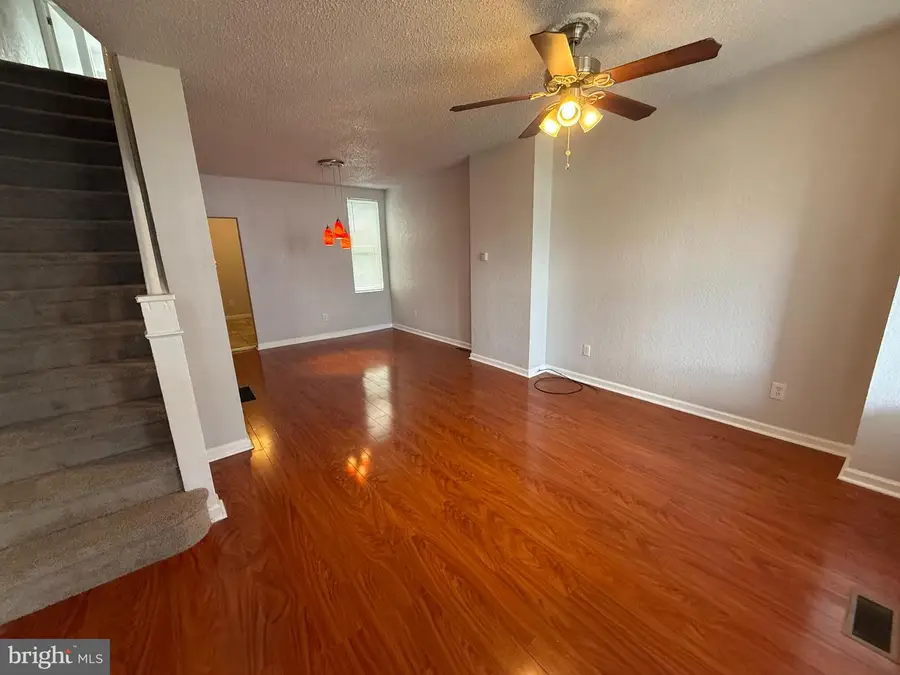 218 E Dorset St, Philadelphia, PA 19119 - #3