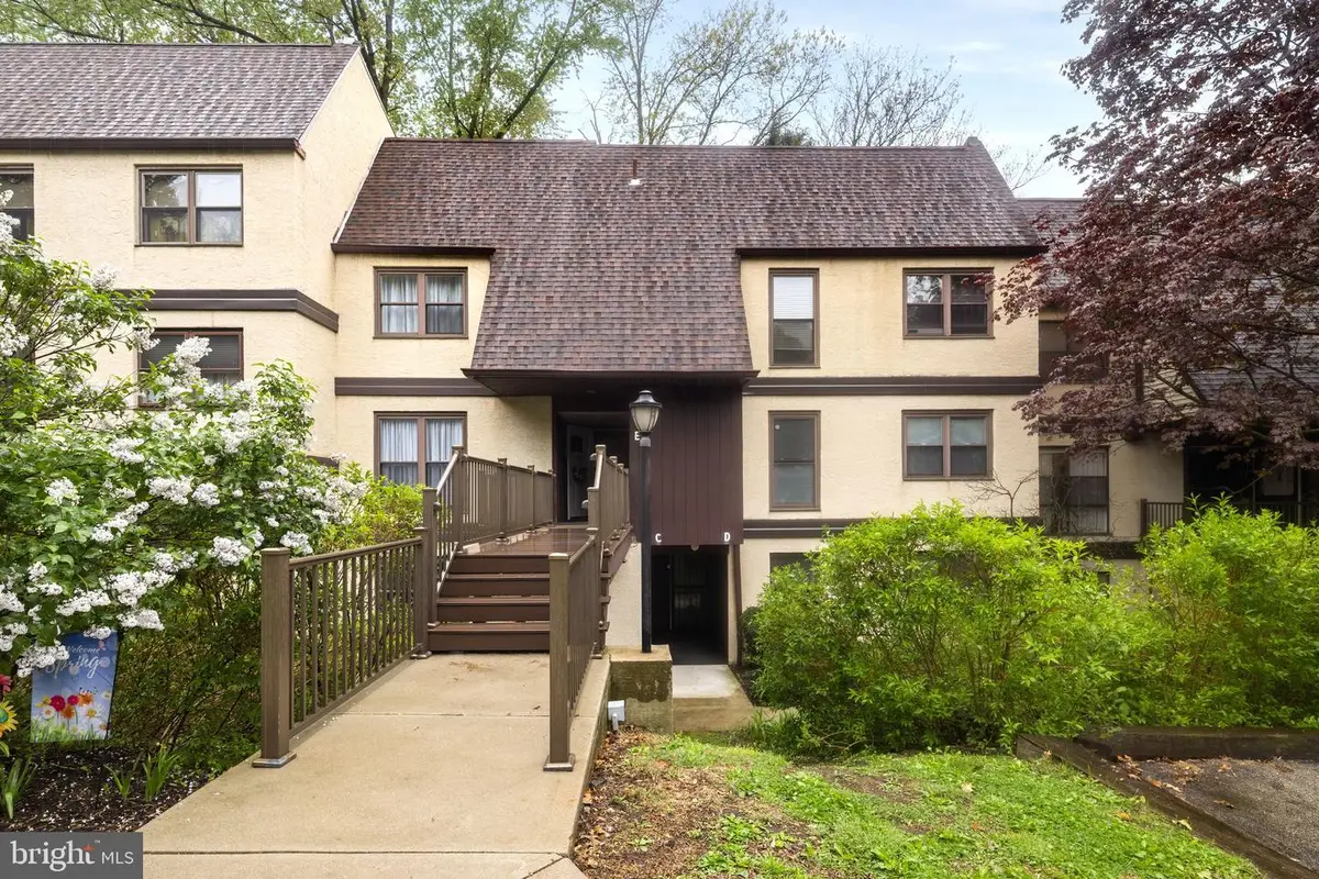 285 Shawmont Ave #d, Philadelphia, PA 19128 - #1