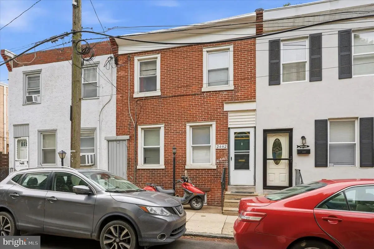 2442 E Gordon St, Philadelphia, PA 19125 - #1