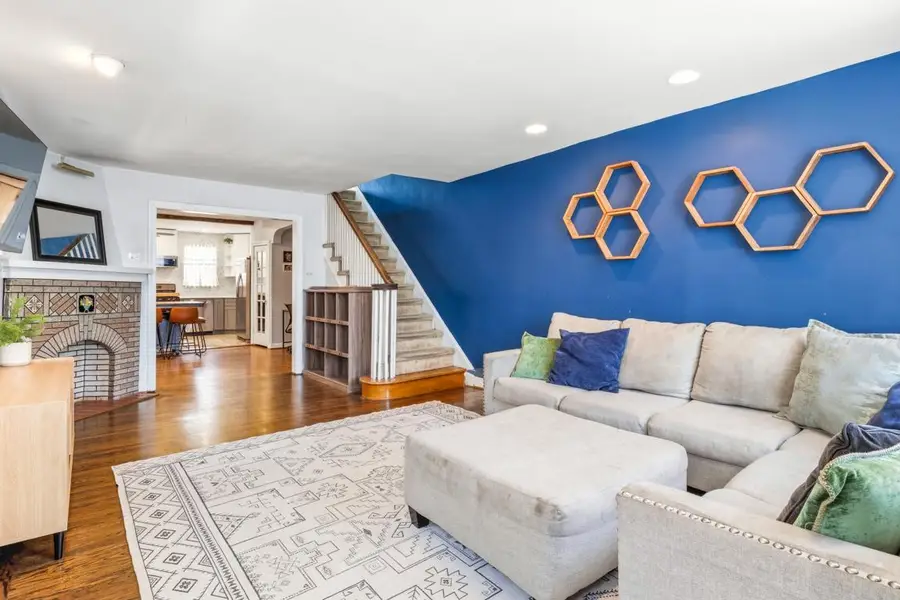 7811 N Fillmore St, Philadelphia, PA 19111 - #2