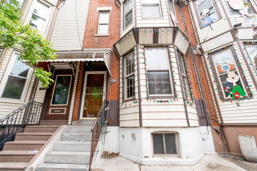 1613 S 13th St, Philadelphia, PA 19148 - #2