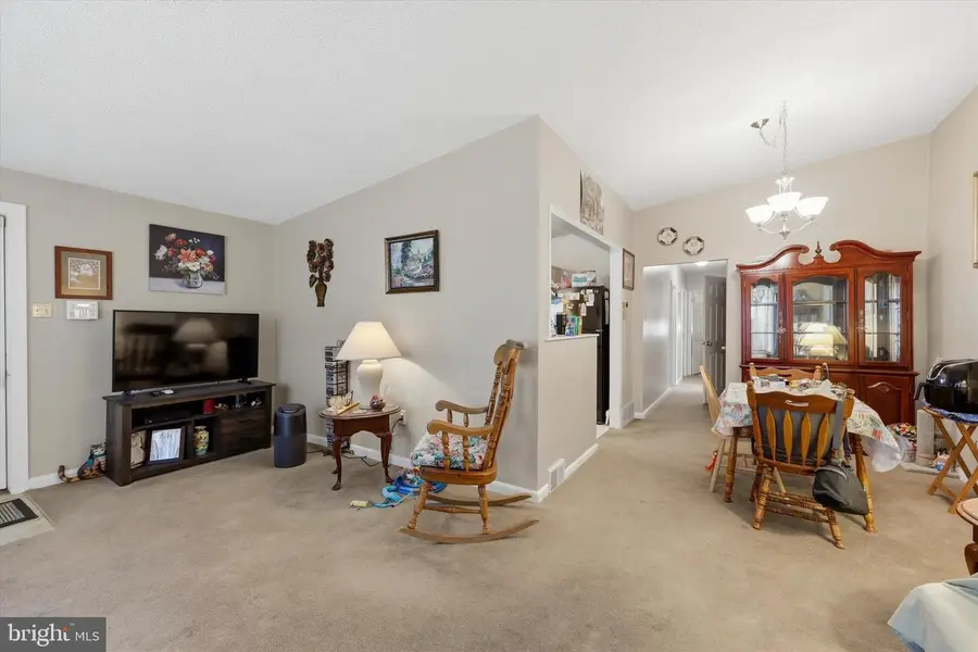 139 Dimarco Dr, Philadelphia, PA 19154 - #3