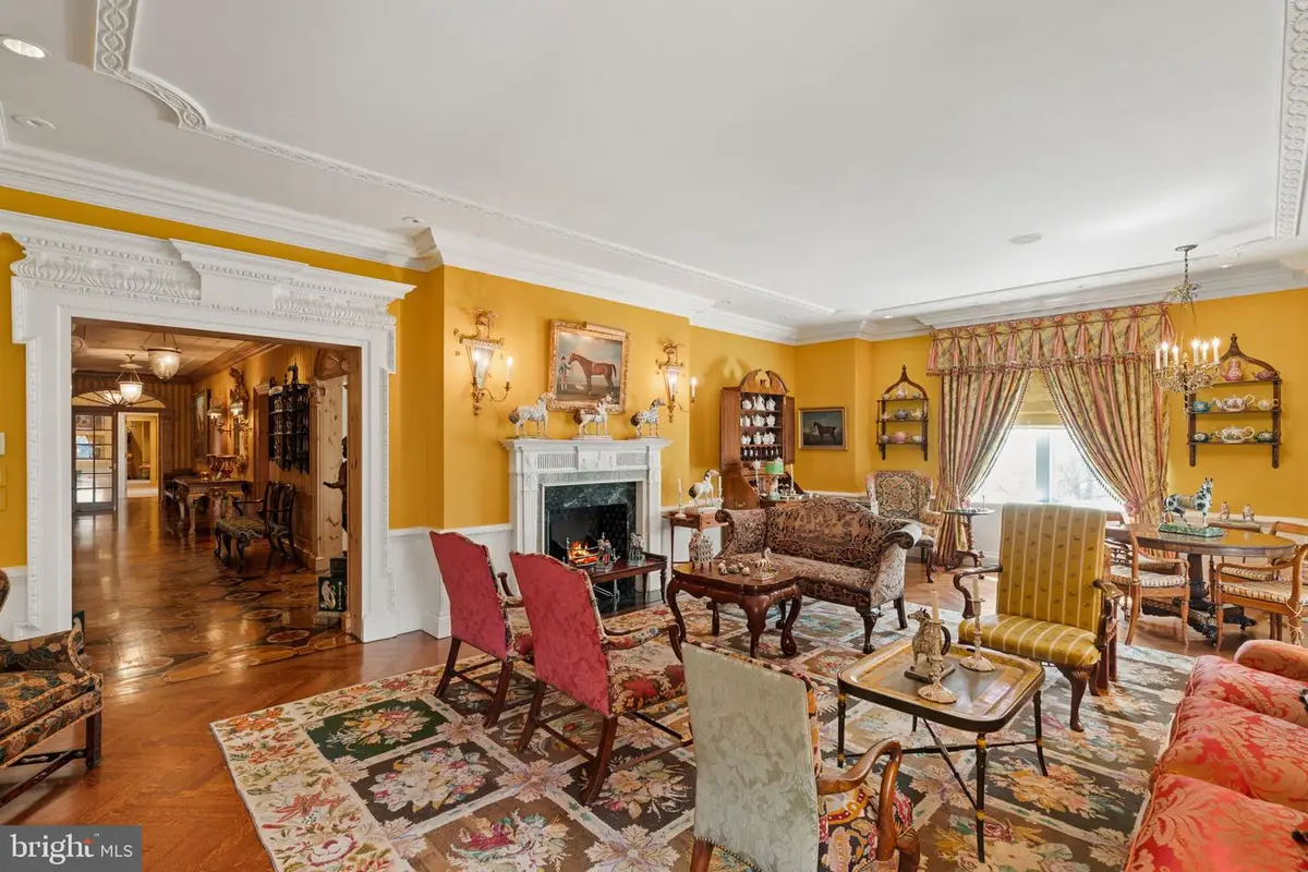 237-47 S 18th St #4b, Philadelphia, PA 19103 - #1