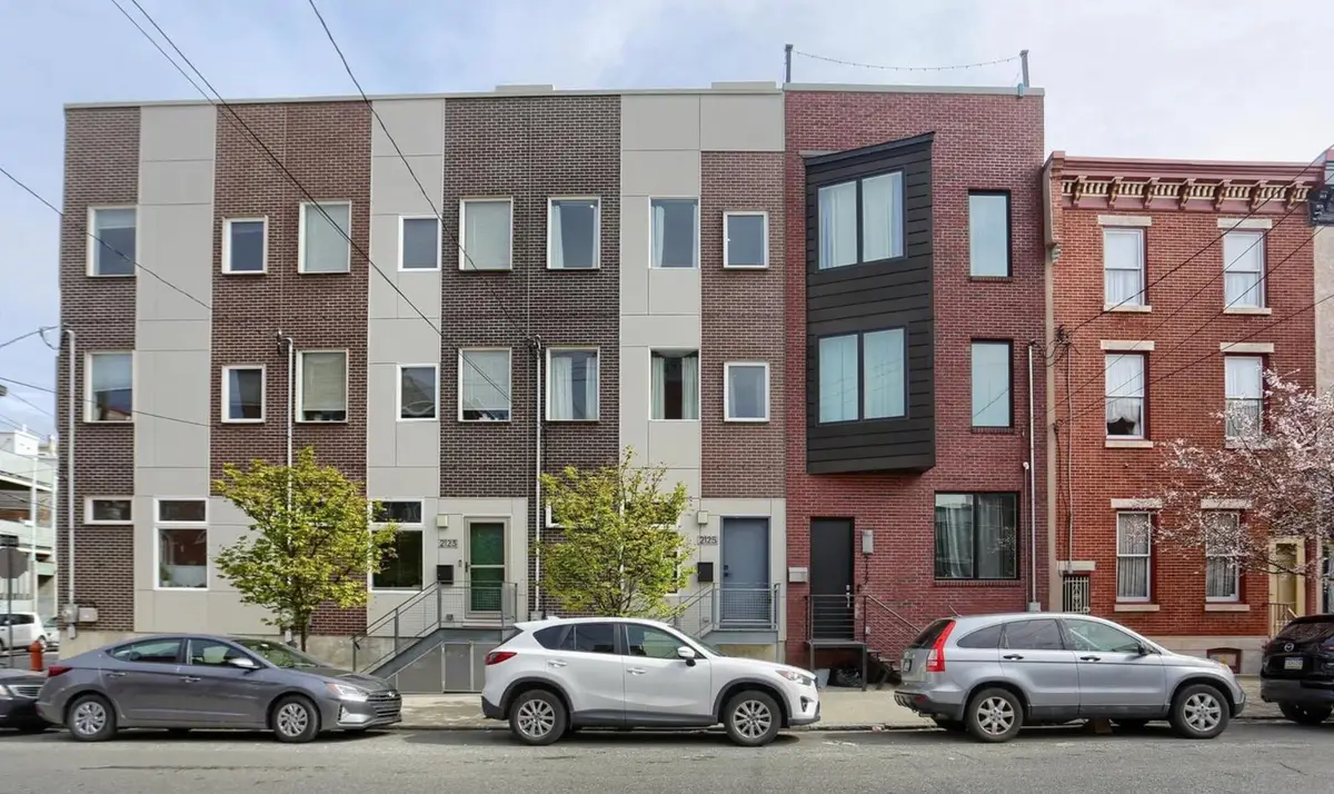 2125 E Cumberland St, Philadelphia, PA 19125 - #1